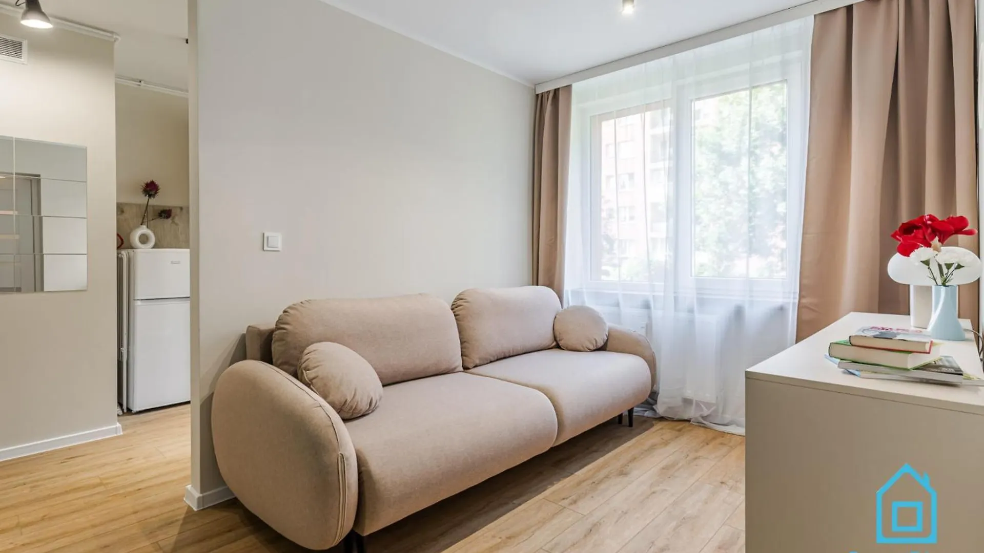 Sunrise Apartment - 3 Minutes To Pkp & Old Town Gdansk Poland